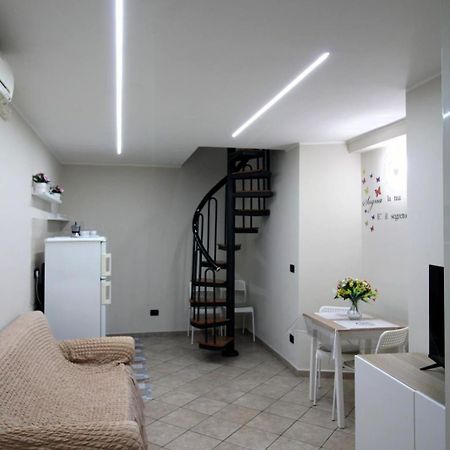Apartament Lizzy'S House Neapol Zewnętrze zdjęcie